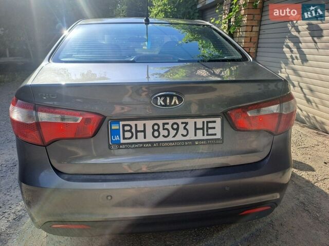 Серый Киа Рио, объемом двигателя 1.6 л и пробегом 112 тыс. км за 7200 $, фото 1 на Automoto.ua