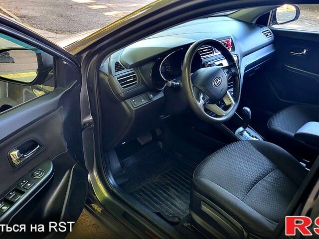 Серый Киа Рио, объемом двигателя 1.6 л и пробегом 109 тыс. км за 9900 $, фото 3 на Automoto.ua