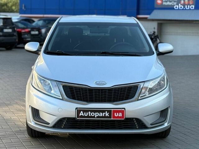 Серый Киа Рио, объемом двигателя 1.4 л и пробегом 200 тыс. км за 7290 $, фото 1 на Automoto.ua