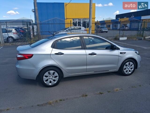 Серый Киа Рио, объемом двигателя 1.4 л и пробегом 128 тыс. км за 6850 $, фото 1 на Automoto.ua
