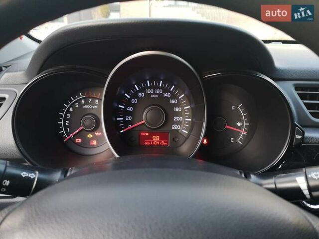 Сірий Кіа Ріо, об'ємом двигуна 1.4 л та пробігом 110 тис. км за 7000 $, фото 8 на Automoto.ua