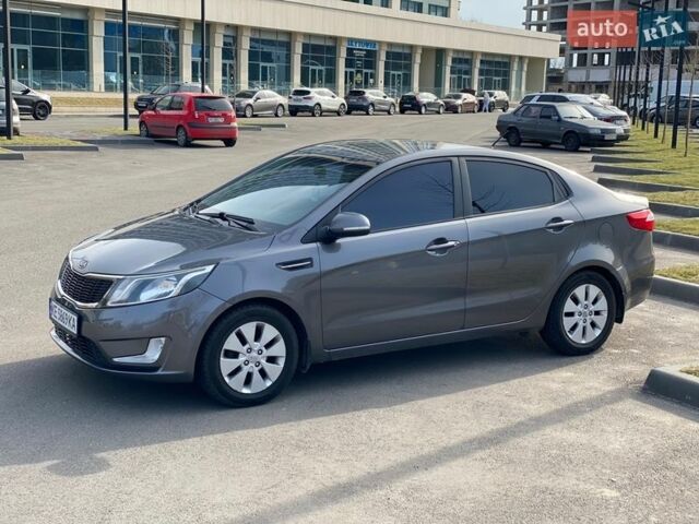 Серый Киа Рио, объемом двигателя 1.6 л и пробегом 181 тыс. км за 8499 $, фото 2 на Automoto.ua