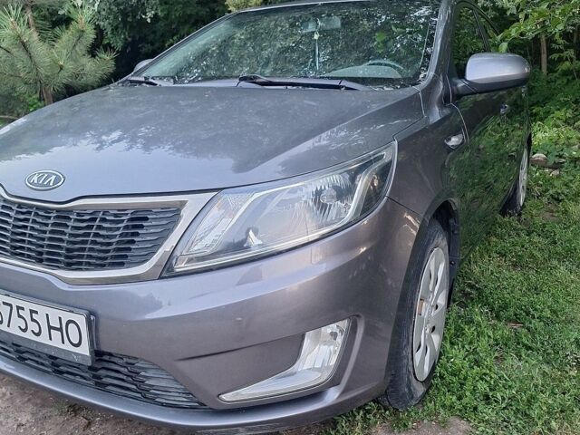 Серый Киа Рио, объемом двигателя 1.6 л и пробегом 169 тыс. км за 7400 $, фото 4 на Automoto.ua