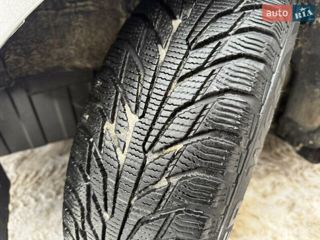 Серый Киа Рио, объемом двигателя 1.4 л и пробегом 130 тыс. км за 7500 $, фото 10 на Automoto.ua