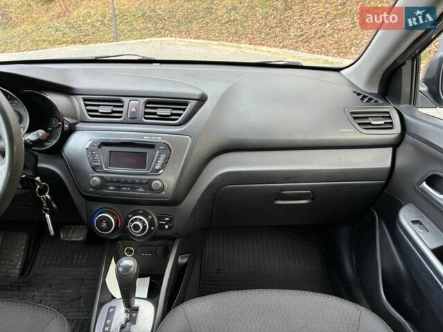 Сірий Кіа Ріо, об'ємом двигуна 1.59 л та пробігом 191 тис. км за 6500 $, фото 34 на Automoto.ua