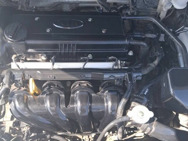 Серый Киа Рио, объемом двигателя 1.4 л и пробегом 128 тыс. км за 6850 $, фото 8 на Automoto.ua