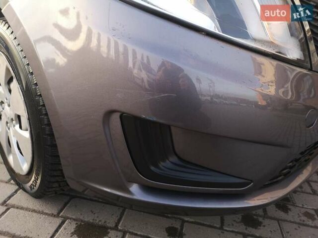 Сірий Кіа Ріо, об'ємом двигуна 1.4 л та пробігом 110 тис. км за 7000 $, фото 9 на Automoto.ua