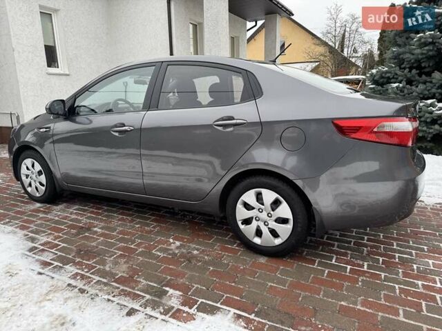Серый Киа Рио, объемом двигателя 1.4 л и пробегом 82 тыс. км за 9200 $, фото 8 на Automoto.ua