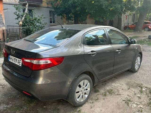 Сірий Кіа Ріо, об'ємом двигуна 1.6 л та пробігом 106 тис. км за 8700 $, фото 2 на Automoto.ua