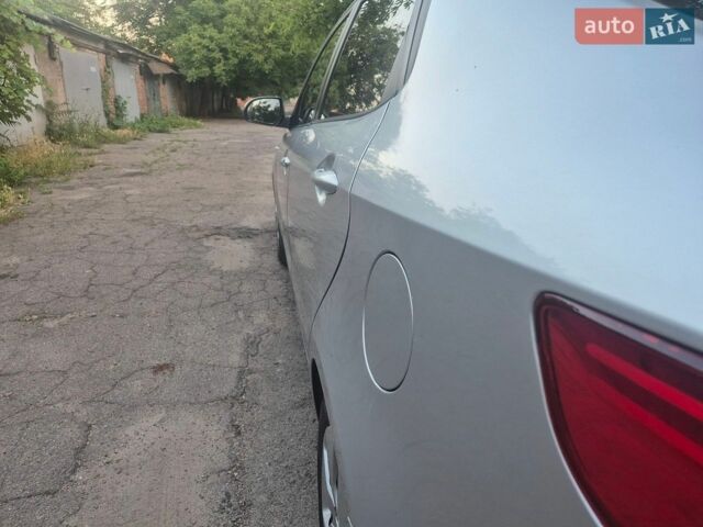 Серый Киа Рио, объемом двигателя 1.6 л и пробегом 150 тыс. км за 7950 $, фото 21 на Automoto.ua