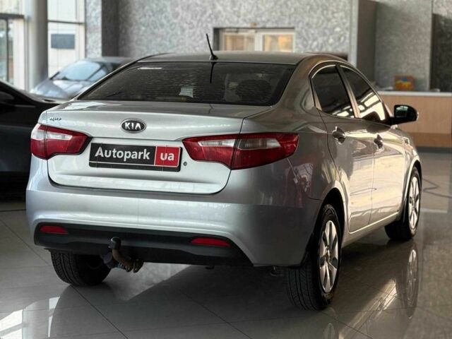 Серый Киа Рио, объемом двигателя 1.4 л и пробегом 200 тыс. км за 6840 $, фото 4 на Automoto.ua