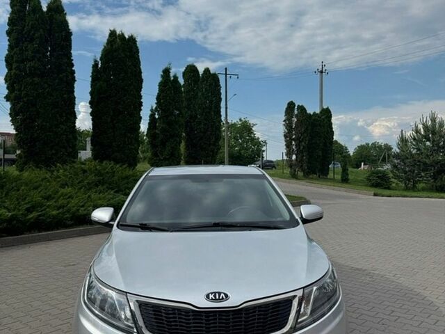 Сірий Кіа Ріо, об'ємом двигуна 1.59 л та пробігом 161 тис. км за 7999 $, фото 8 на Automoto.ua