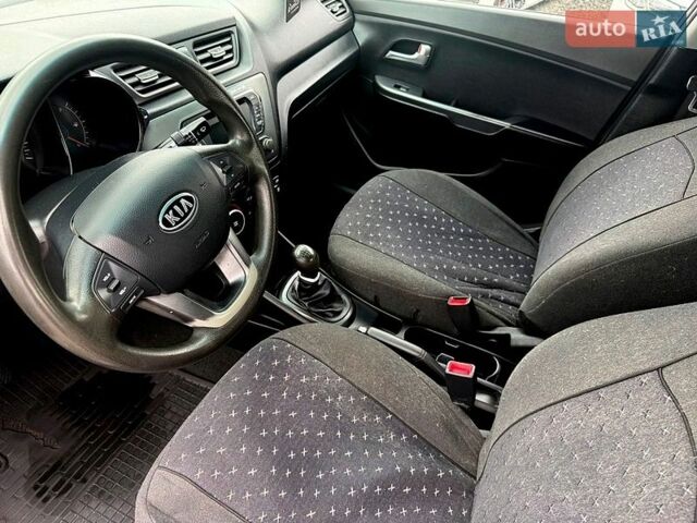 Серый Киа Рио, объемом двигателя 1.4 л и пробегом 168 тыс. км за 6300 $, фото 9 на Automoto.ua