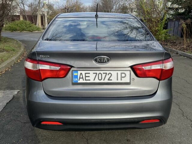 Сірий Кіа Ріо, об'ємом двигуна 1.4 л та пробігом 170 тис. км за 5999 $, фото 2 на Automoto.ua