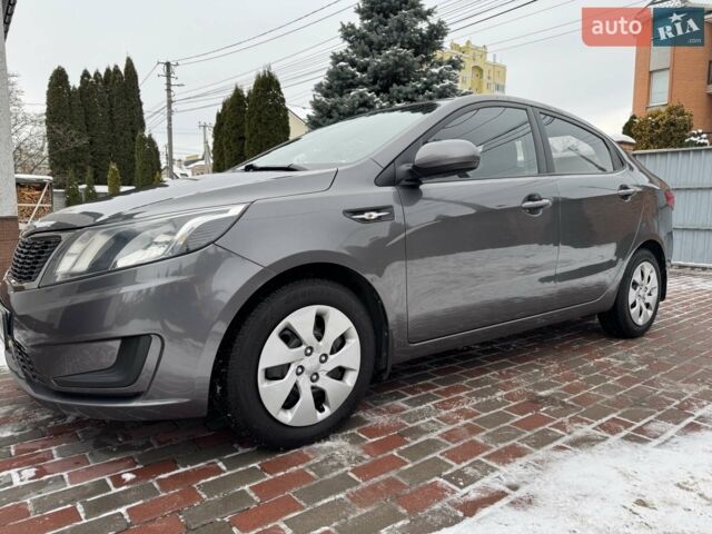 Серый Киа Рио, объемом двигателя 1.4 л и пробегом 82 тыс. км за 9200 $, фото 10 на Automoto.ua