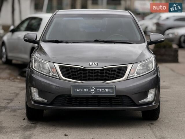 Серый Киа Рио, объемом двигателя 1.59 л и пробегом 180 тыс. км за 7300 $, фото 5 на Automoto.ua