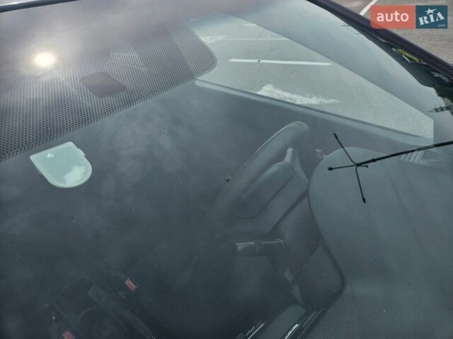 Сірий Кіа Ріо, об'ємом двигуна 1.6 л та пробігом 208 тис. км за 7300 $, фото 21 на Automoto.ua