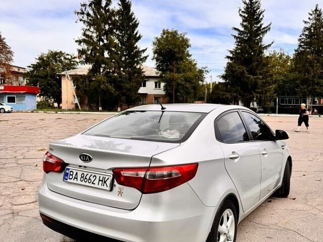 Серый Киа Рио, объемом двигателя 1.4 л и пробегом 247 тыс. км за 6900 $, фото 5 на Automoto.ua