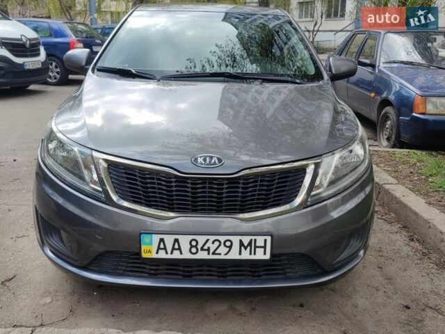 Серый Киа Рио, объемом двигателя 1.4 л и пробегом 242 тыс. км за 5750 $, фото 7 на Automoto.ua