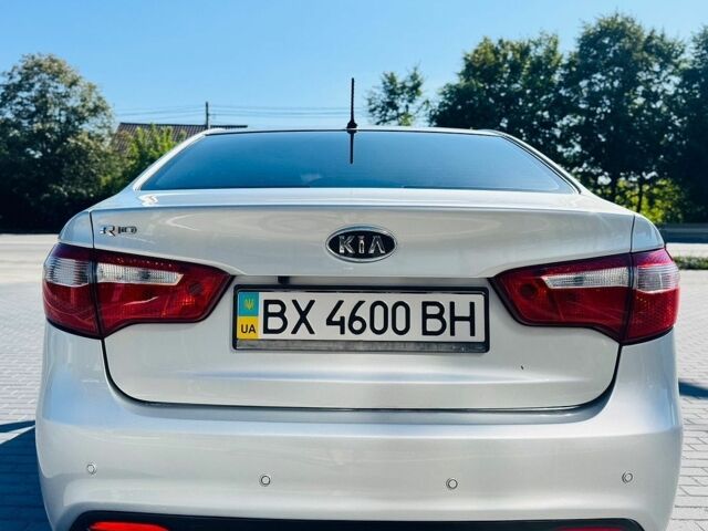Сірий Кіа Ріо, об'ємом двигуна 1.59 л та пробігом 163 тис. км за 8850 $, фото 7 на Automoto.ua