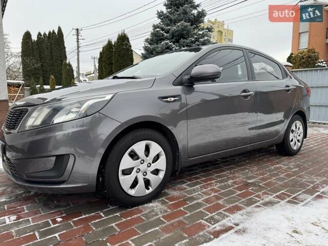 Серый Киа Рио, объемом двигателя 1.4 л и пробегом 82 тыс. км за 9200 $, фото 10 на Automoto.ua
