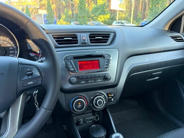 Серый Киа Рио, объемом двигателя 1.4 л и пробегом 126 тыс. км за 8013 $, фото 12 на Automoto.ua