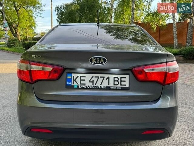 Серый Киа Рио, объемом двигателя 1.59 л и пробегом 191 тыс. км за 7650 $, фото 3 на Automoto.ua