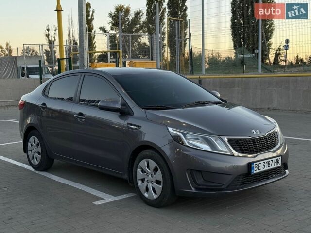 Сірий Кіа Ріо, об'ємом двигуна 1.4 л та пробігом 170 тис. км за 5500 $, фото 6 на Automoto.ua