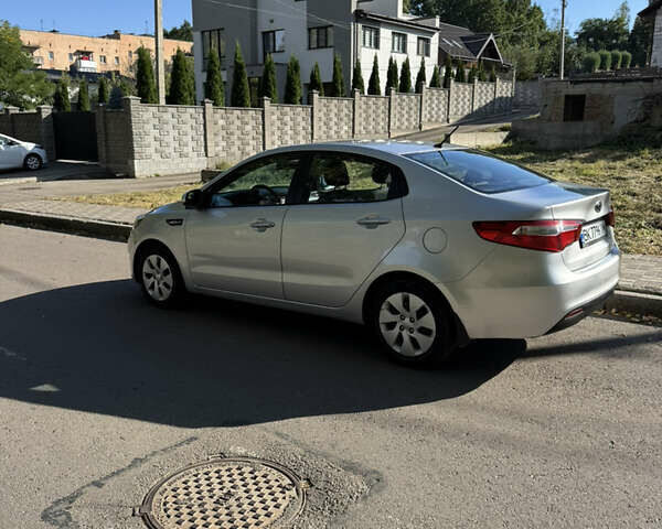 Серый Киа Рио, объемом двигателя 1.4 л и пробегом 155 тыс. км за 6200 $, фото 5 на Automoto.ua