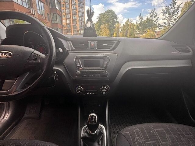 Серый Киа Рио, объемом двигателя 1.59 л и пробегом 226 тыс. км за 6900 $, фото 16 на Automoto.ua