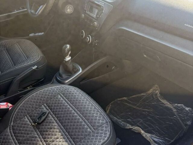 Серый Киа Рио, объемом двигателя 1.4 л и пробегом 104 тыс. км за 7000 $, фото 7 на Automoto.ua