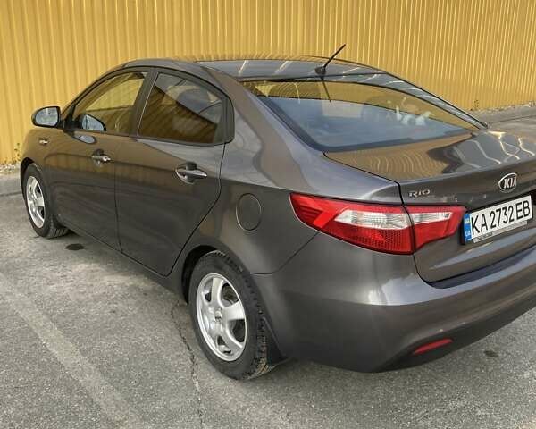 Серый Киа Рио, объемом двигателя 1.4 л и пробегом 181 тыс. км за 7000 $, фото 5 на Automoto.ua