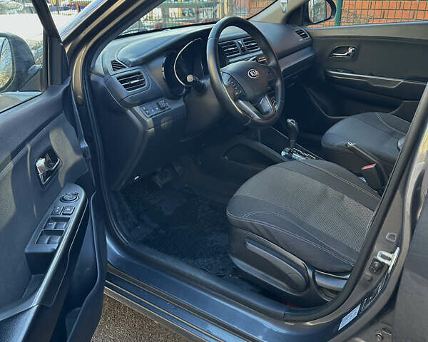 Серый Киа Рио, объемом двигателя 1.6 л и пробегом 96 тыс. км за 10800 $, фото 12 на Automoto.ua