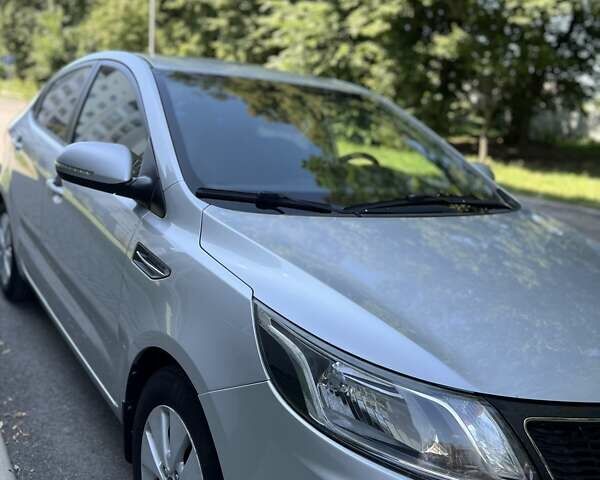 Серый Киа Рио, объемом двигателя 1.59 л и пробегом 201 тыс. км за 9108 $, фото 14 на Automoto.ua