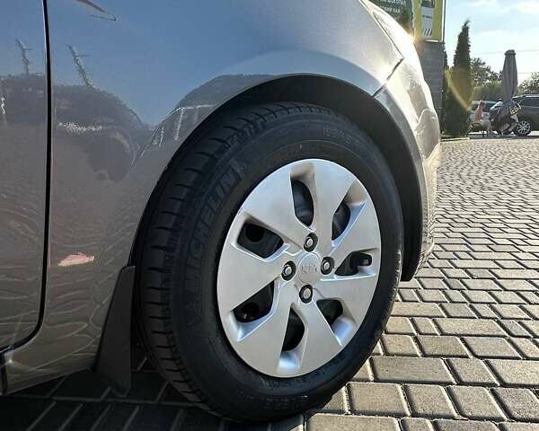 Серый Киа Рио, объемом двигателя 1.4 л и пробегом 132 тыс. км за 8300 $, фото 7 на Automoto.ua