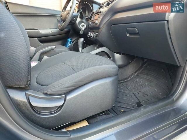 Серый Киа Рио, объемом двигателя 1.4 л и пробегом 95 тыс. км за 8500 $, фото 13 на Automoto.ua