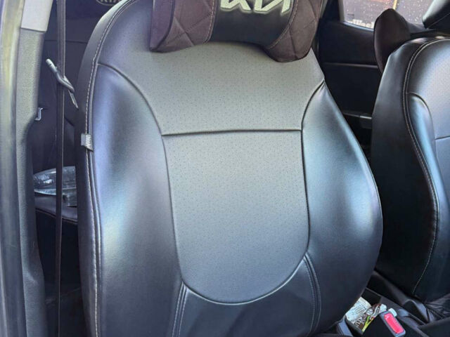 Серый Киа Рио, объемом двигателя 1.4 л и пробегом 223 тыс. км за 7399 $, фото 29 на Automoto.ua