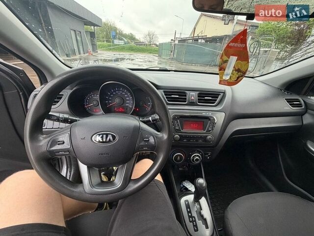Серый Киа Рио, объемом двигателя 1.6 л и пробегом 148 тыс. км за 7400 $, фото 8 на Automoto.ua