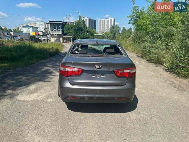 Сірий Кіа Ріо, об'ємом двигуна 1.59 л та пробігом 110 тис. км за 2750 $, фото 5 на Automoto.ua