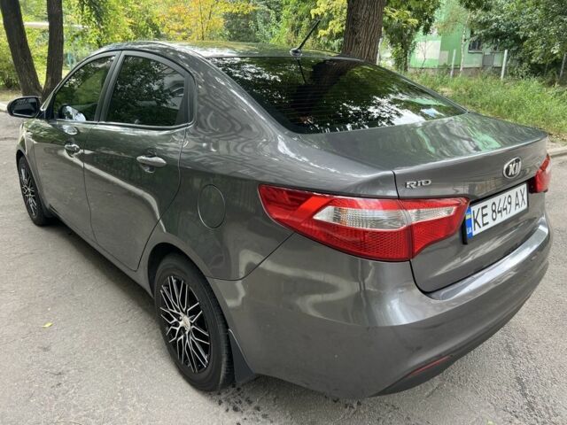 Сірий Кіа Ріо, об'ємом двигуна 1.4 л та пробігом 44 тис. км за 9239 $, фото 3 на Automoto.ua