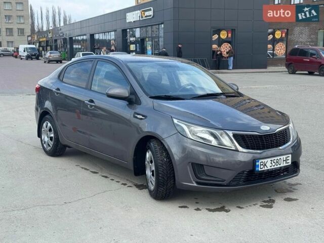 Серый Киа Рио, объемом двигателя 1.4 л и пробегом 260 тыс. км за 6950 $, фото 3 на Automoto.ua