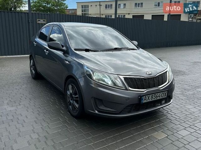 Серый Киа Рио, объемом двигателя 1.4 л и пробегом 146 тыс. км за 7900 $, фото 1 на Automoto.ua