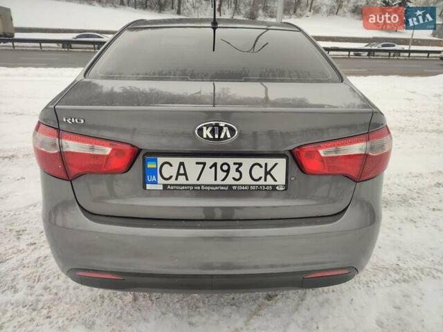 Серый Киа Рио, объемом двигателя 1.4 л и пробегом 190 тыс. км за 9000 $, фото 2 на Automoto.ua
