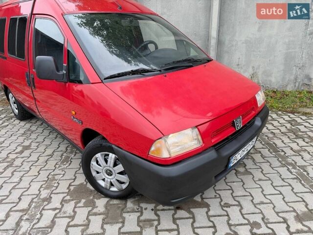 Серый Киа Рио, объемом двигателя 1.4 л и пробегом 107 тыс. км за 9000 $, фото 2 на Automoto.ua