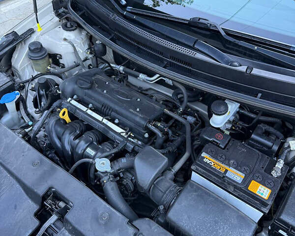 Серый Киа Рио, объемом двигателя 1.4 л и пробегом 223 тыс. км за 7399 $, фото 40 на Automoto.ua