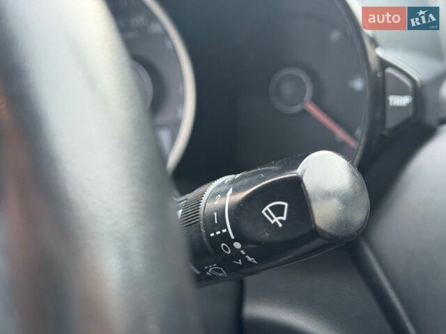 Серый Киа Рио, объемом двигателя 1.4 л и пробегом 260 тыс. км за 6950 $, фото 15 на Automoto.ua