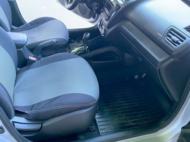 Сірий Кіа Ріо, об'ємом двигуна 1.6 л та пробігом 74 тис. км за 10300 $, фото 10 на Automoto.ua