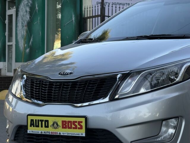 Серый Киа Рио, объемом двигателя 1.6 л и пробегом 254 тыс. км за 8499 $, фото 2 на Automoto.ua