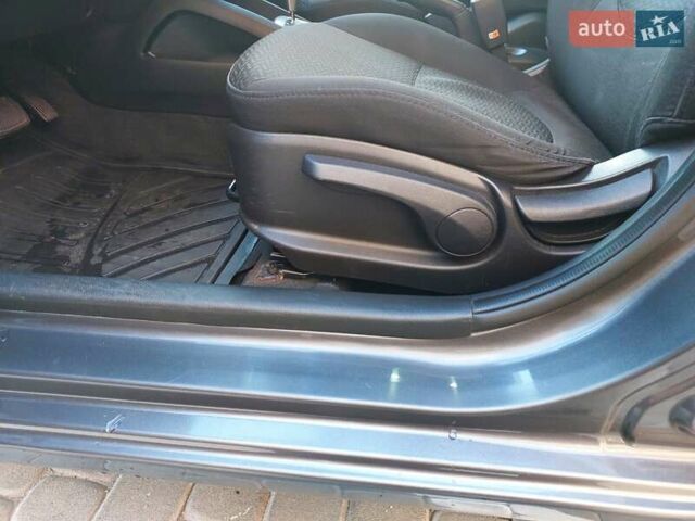 Серый Киа Рио, объемом двигателя 1.4 л и пробегом 95 тыс. км за 8500 $, фото 10 на Automoto.ua