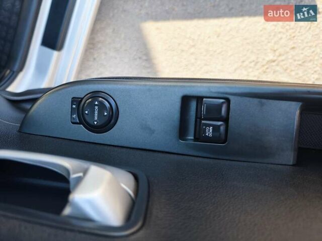 Серый Киа Рио, объемом двигателя 1.4 л и пробегом 172 тыс. км за 9200 $, фото 11 на Automoto.ua